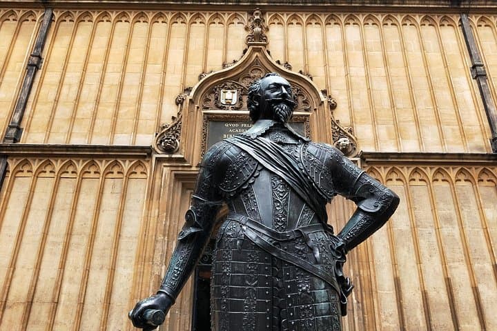 Oxford bespoke private tour in French