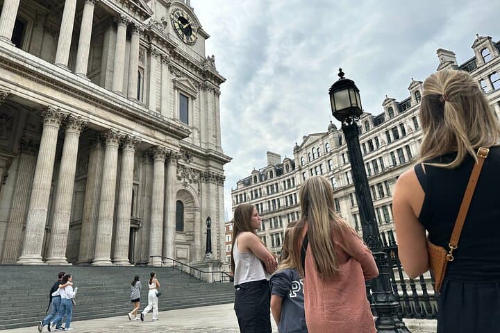 St Paul Cathedral City of London Private Tour Kids and Families