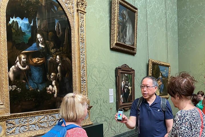 Discussing Leonardo da Vinci's depiction of Mary, Jesus and John the Baptist.