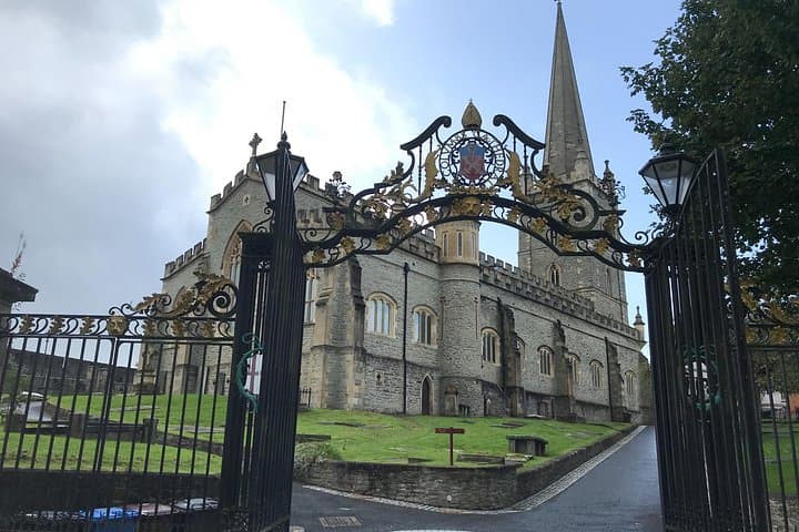 Derry City Private Walking Tour