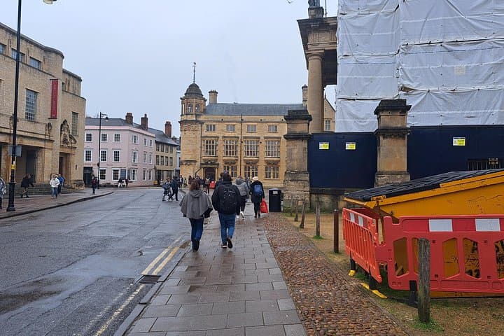 Oxford Mystery Quest: Exploration Game and Tour