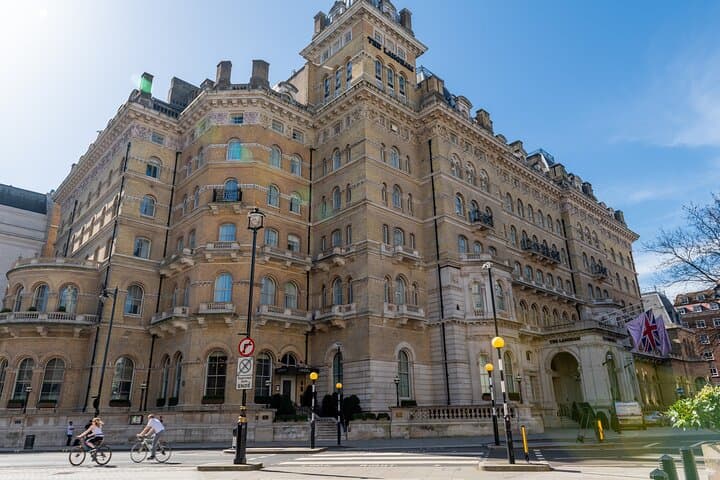 London Sherlock Holmes: Crack the Case Walking Adventure