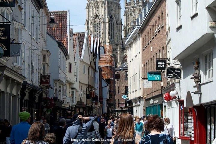 The Best of York Private Walking Tour: Landmarks & Hidden Gems