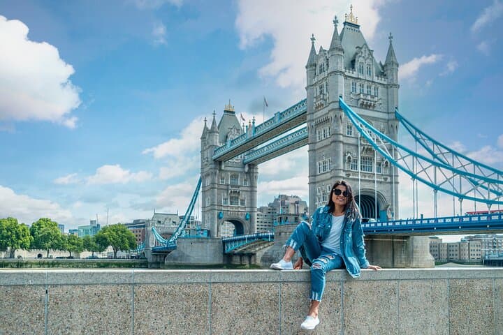 Private Guided Tour: Tower of London Including Tickets & Pickup