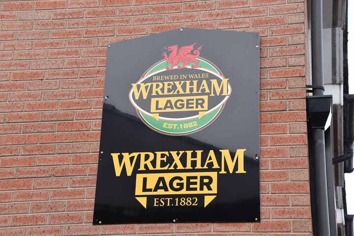 Wrexham: Private 'Welcome To Wrexham', and North Wales Day Tour.