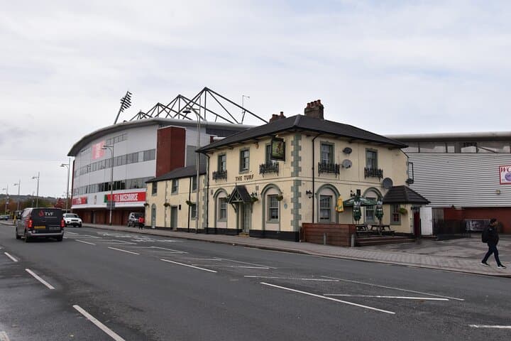 Wrexham: Private 'Welcome To Wrexham', and North Wales Day Tour.