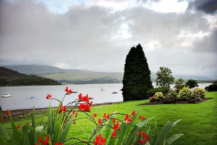 Lochs & Legends: A Private Day Tour to Loch Ness from Edinburgh