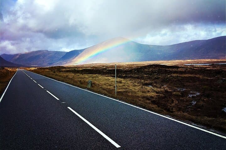 Lochs & Legends: A Private Day Tour to Loch Ness from Edinburgh
