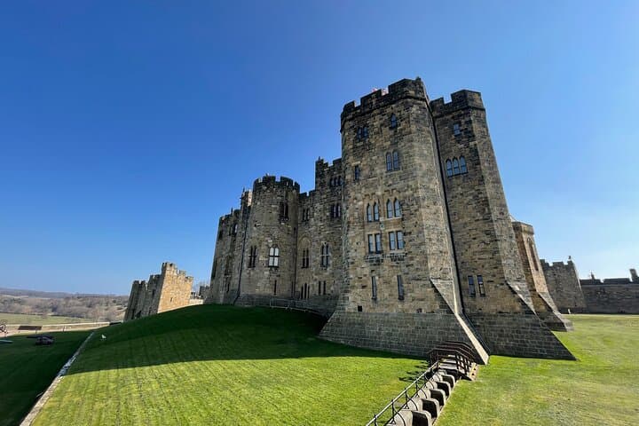 Private Family Tour: Holy Island & Harry Potter Filming Locations