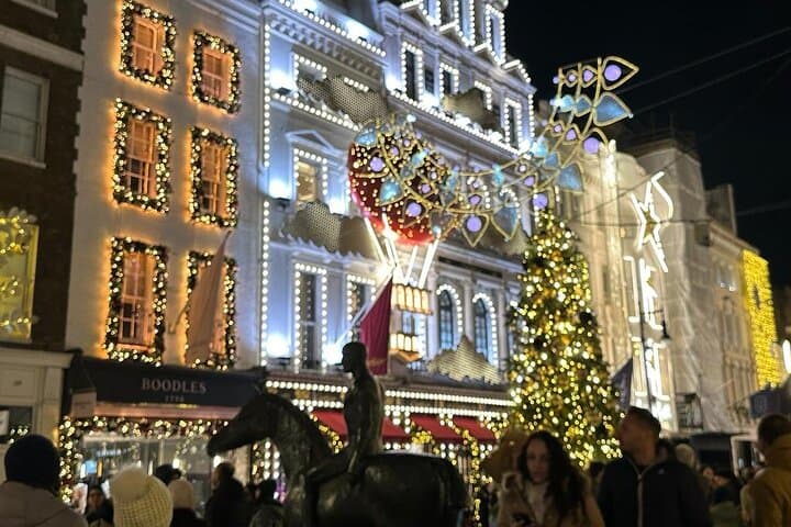 Christmas Lights and Markets London Taxi Tour