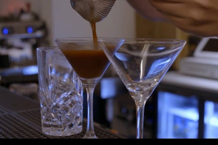 Beginners Bartender Course (20 hours) - to become professional