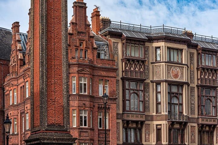 V&A Victoria and Albert Museum Guided Tour in South London