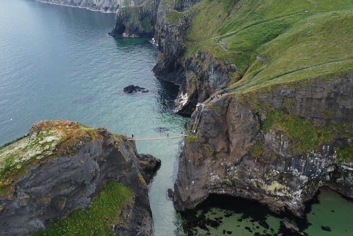 Carrick a rede rope bridge