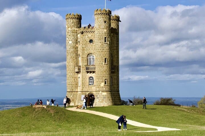 All Inclusive Full Day Private Tour in Oxford and Cotswold