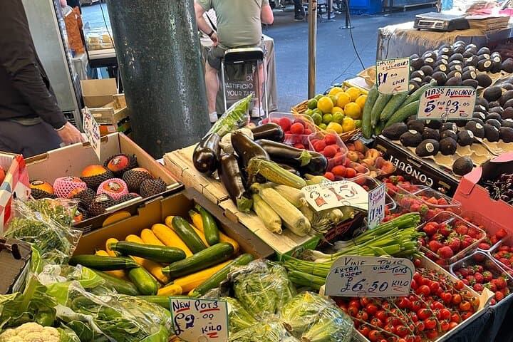 Private Traditional Borough Market Food Tour