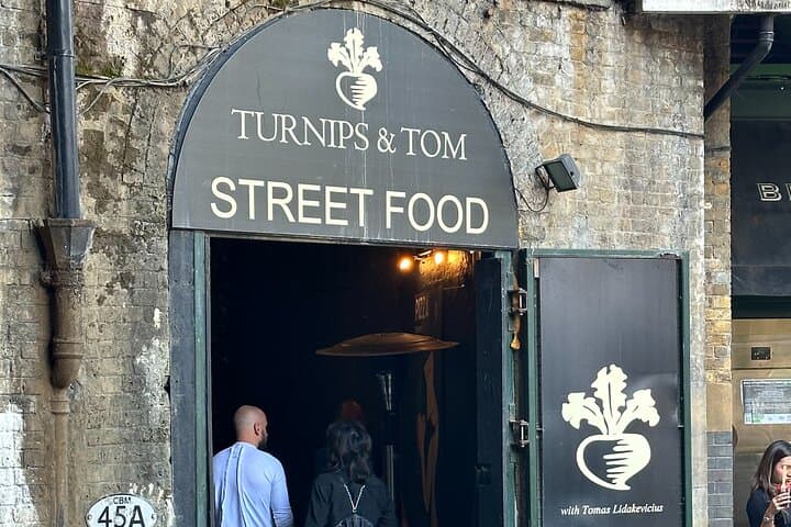 Private Traditional Borough Market Food Tour