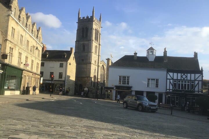 Stamford at its finest, no wonder it's seen on-screen so often.