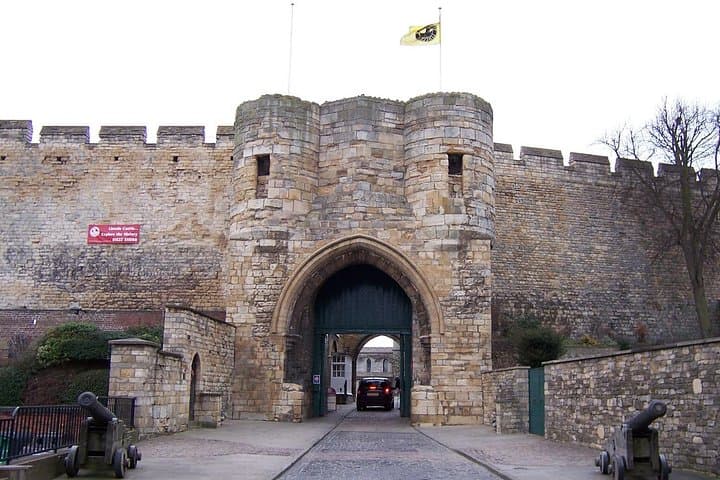 Lincoln Castle
