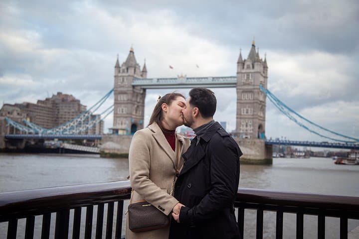 Private Professional Photoshoot Outside Tower Bridge in London