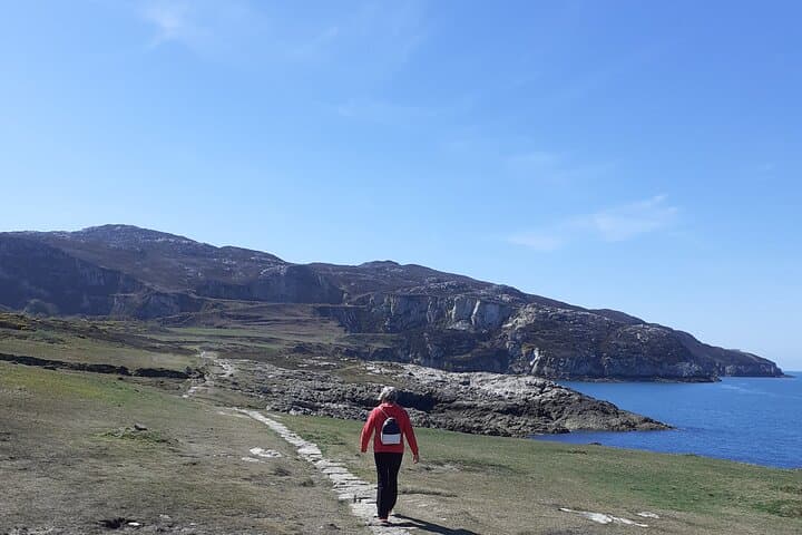 Private Mountain Hike Tour in Wild West Wales and South Stack