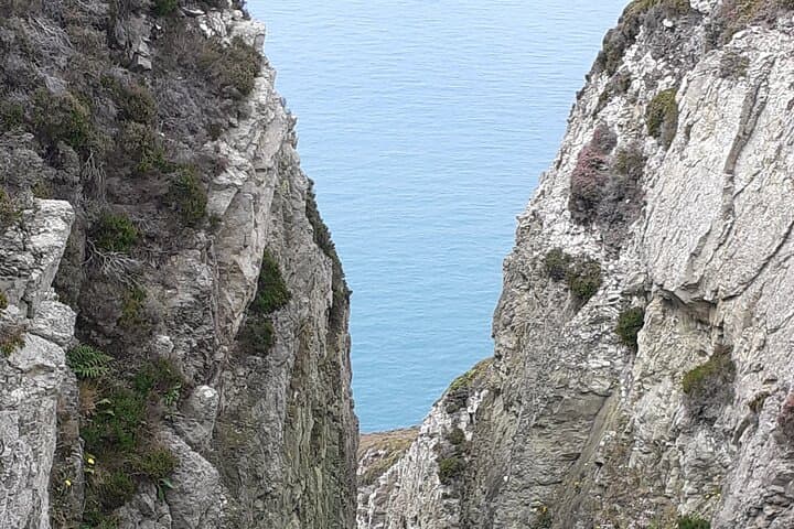 Private Mountain Hike Tour in Wild West Wales and South Stack