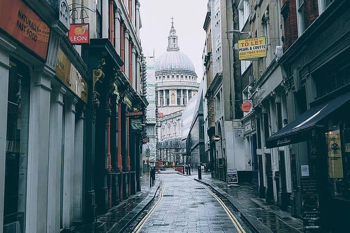 Charles Dickens Old London - Very Small Group Tour