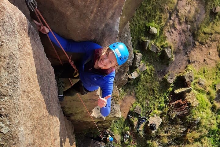 Outdoor Rock Climbing Taster Day in Peak District