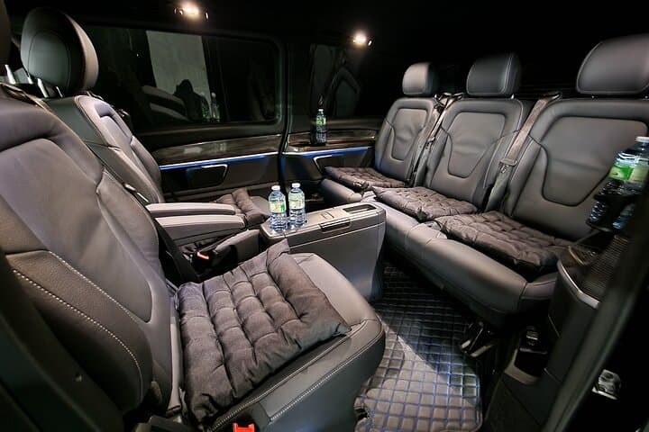 Private Transfer: Southampton Port to London by Luxury Van
