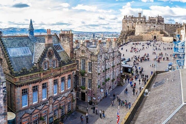 Edinburgh Private Day Tour and Shore Excursion from Glasgow and Greenock Cruise Port