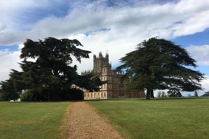 London to Southampton with a Stop at Highclere Castle