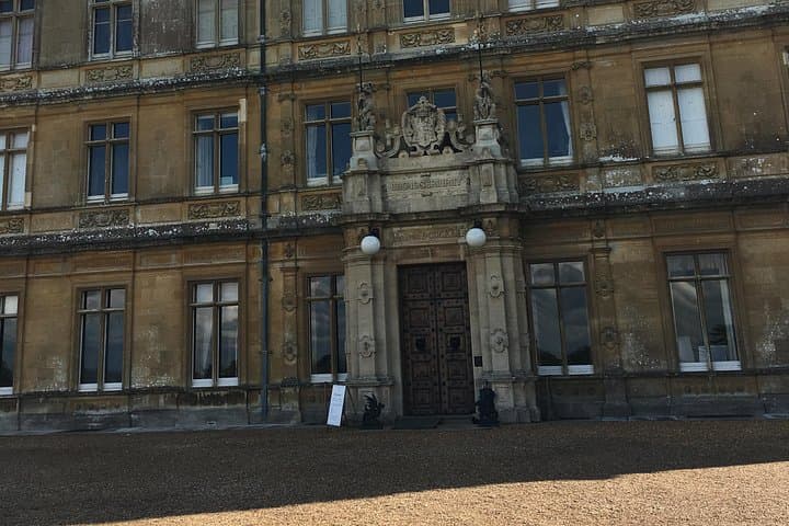 London to Southampton with a Stop at Highclere Castle