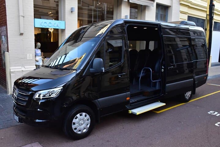 Manchester Airport (MAN) to Liverpool - Arrival Private Transfer