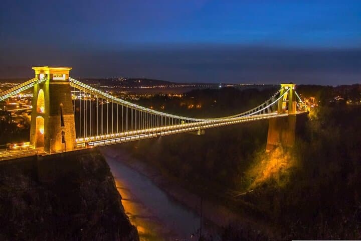 Private Bristol Cultural Family Walking Tour