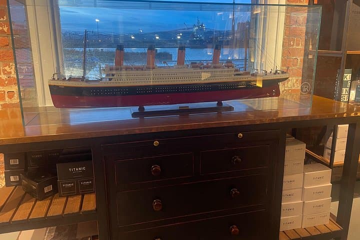 Titanic Model