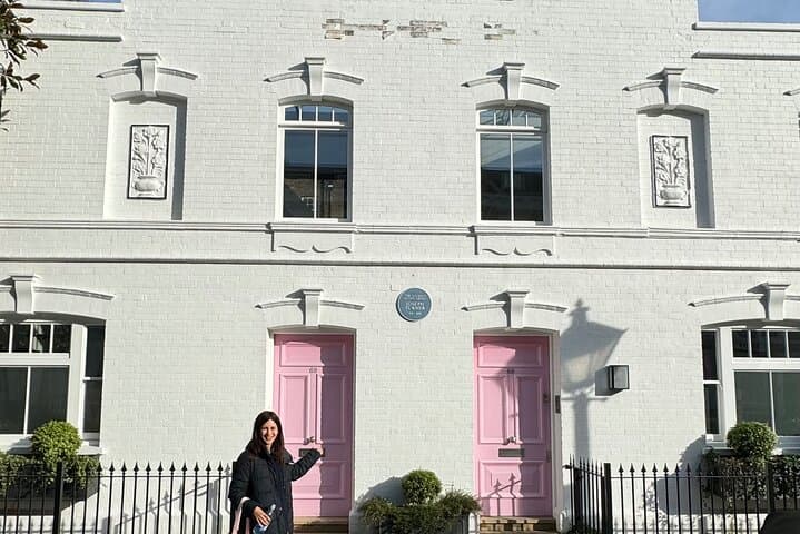 2 Hours History Walking Tour of The Secret Streets in Chelsea