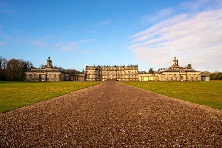 Outlander Luxury Private Sightseeing Excursion with Chauffeur
