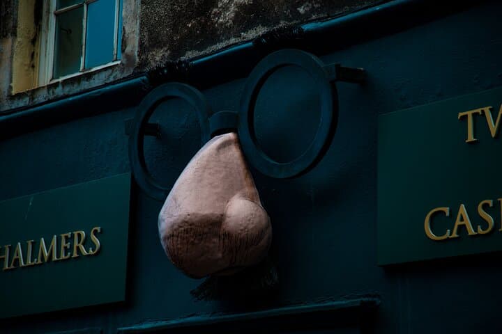 Private Walking Tour: JK Rowling's Harry Potter in Edinburgh EN