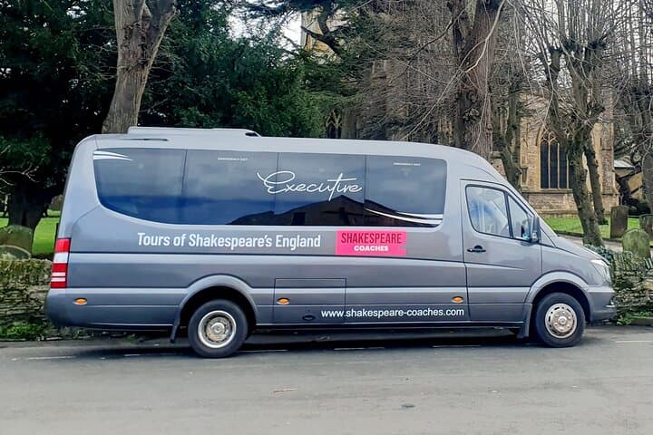 London to Stratford-upon-Avon: Direct Minibus Transfer
