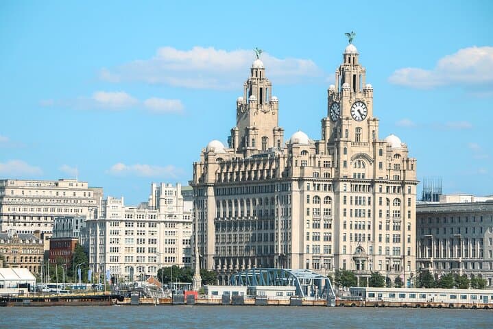 Private Heritage Walking Tour of Historic Liverpool