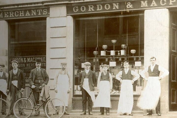Gordon & MacPhail; Whisky shop and tasting room