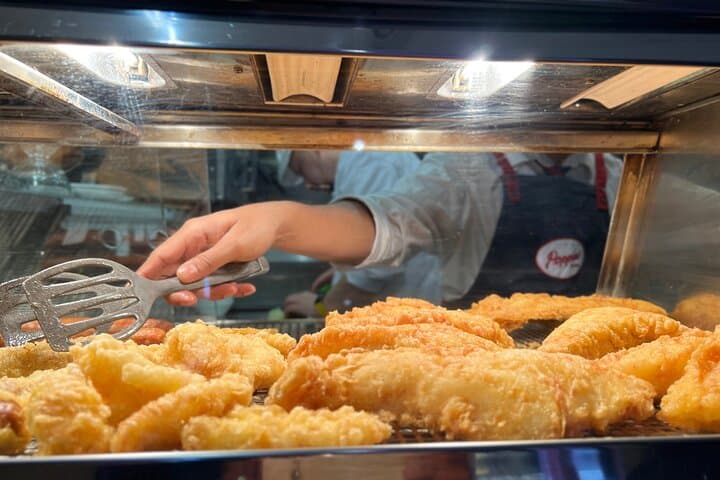 Private London East End Food Tour: 7 Tastings with Fish & Chips