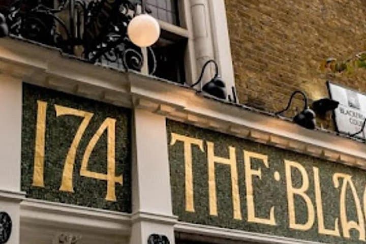 The Great Afternoon Pub Experience in Historic London
