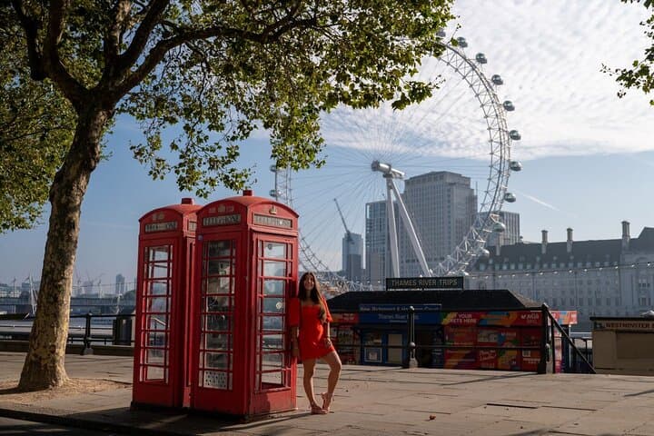Private Photoshoot Outside The London Eye