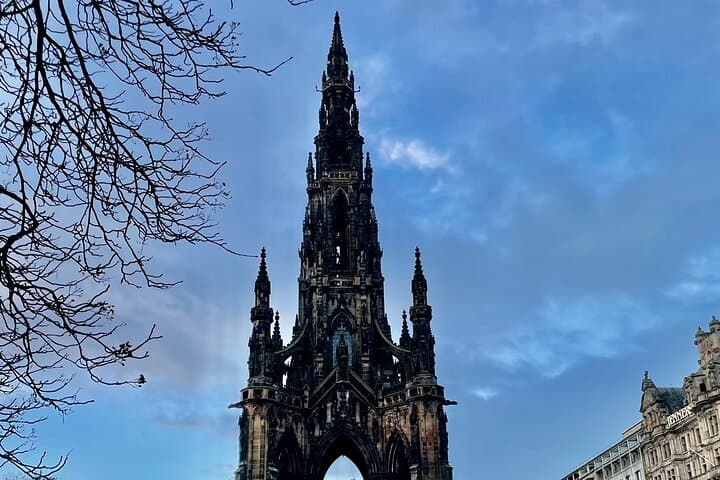 Best of Edinburgh: Small Group Walking Tour (Max 10, 3 Hours)