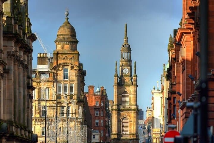 Glasgow Private Custom Walking Tour with a Local Guide