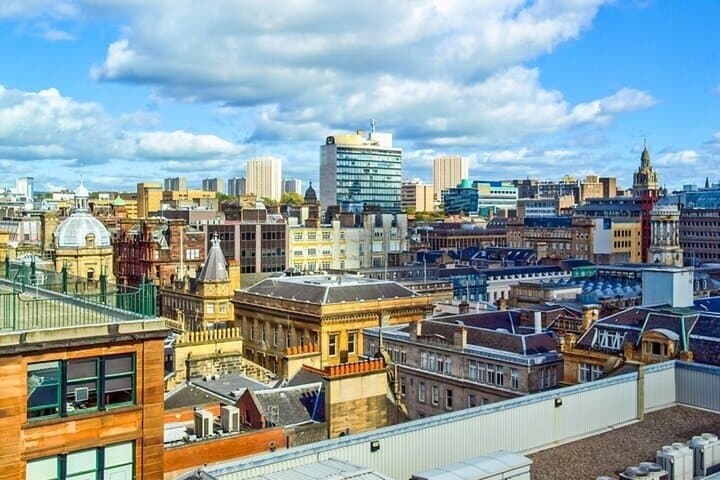 Glasgow Must-See Attractions Walking Tour with A Guide