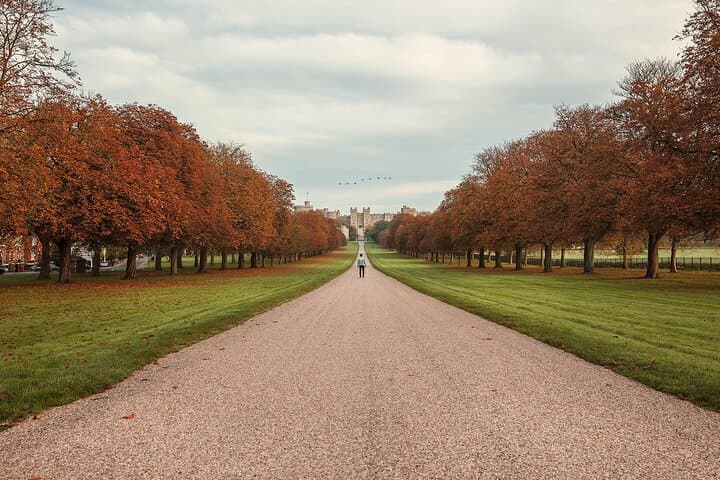 London to Stonehenge and Windsor Castle Day Tour