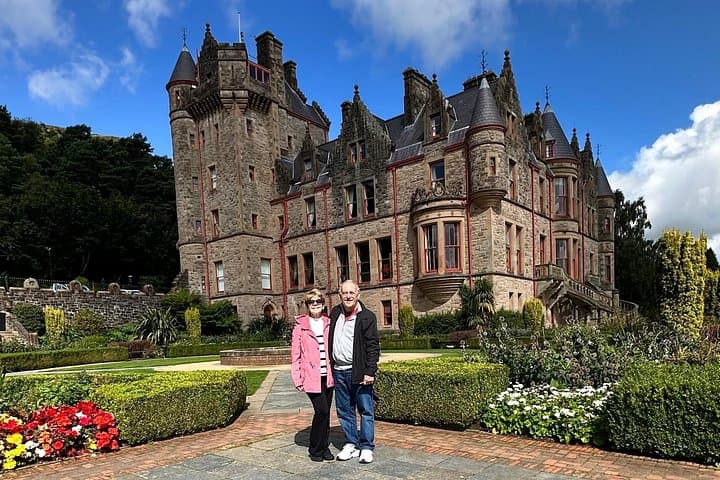 Belfast private 4 hour tour highlights Titanic,Derry girls,GOT