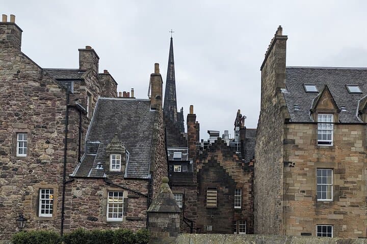 Private Edinburgh Old Town and Royal Mile Walking Tour