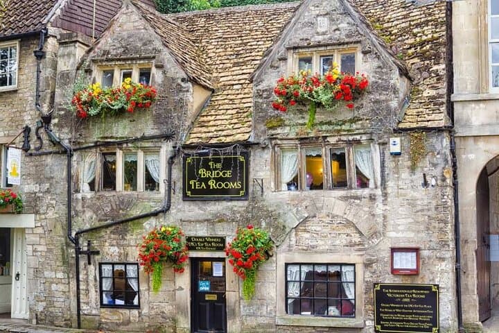 Cotswolds Countryside Tour by Coach: Villages, Views, and Lunch